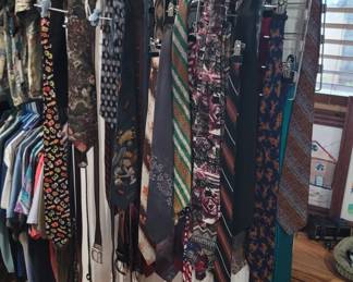 Mens ties & belts