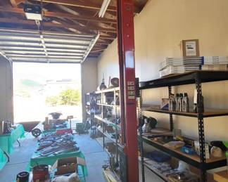 Weaver automobile lift, gorilla racks