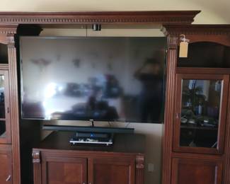 Wall unit & Flat screen Tvs