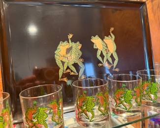 MCM Dancing Frogs tumblers and tray 