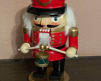 Nutcracker (decorative, doesn't really crack nuts)
