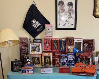 Sports!!!! Astros memorabilia, bobbleheads, busts, stadium, and more! Lots more...keep clicking.