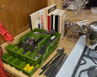 Check out these vintage flatware trays. Cool!