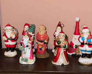 Many Santas coming together