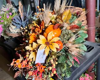 Cornucopia arrangement