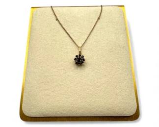 79 10KChainw14KSapphireClusterPendantTotal137g