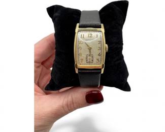 35 Hamilton14KSolidGoldVintageWristwatchRunsLeatherBand