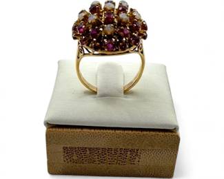 42 14KGoldOpalRubyClusterRingSize7614g