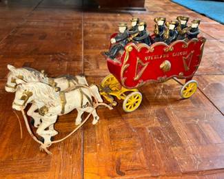 Kenton Overland Circus Band Wagon