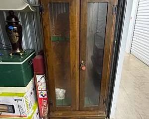 Vintage Oak Rifle Display Cabinet β Locking Glass Gun Case with Drawer