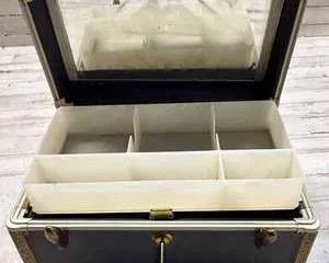Vintage Samsonite Streamlite Train Case β Navy Blue Makeup Vanity Luggage with Key