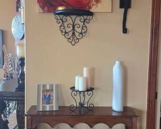 9Oct 28 2025 06 10pm9QFJ