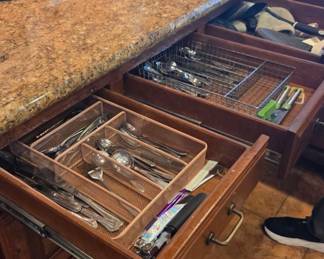 23Oct 28 2025 06 19pmx8jq