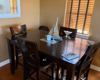 14Nov 12 2025 06 08pmxhVV