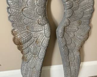Tin angel wings