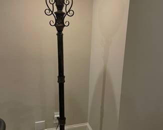 Floor lamp