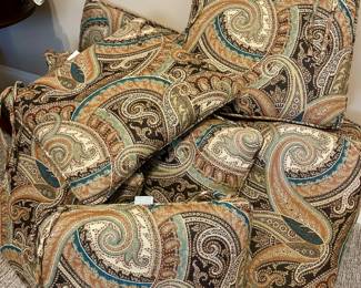 Frontgate lounge cushions (2) and 4 Frontgate seat cushions