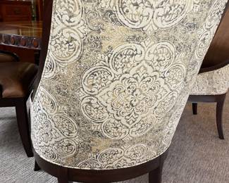 Frontgate chair (back)