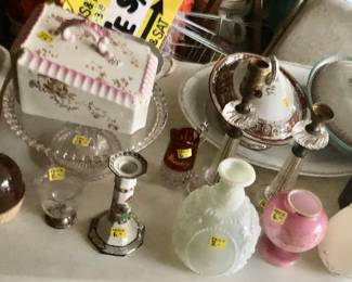 SO MANY COLLECTIBLES/ ANTIQUES 