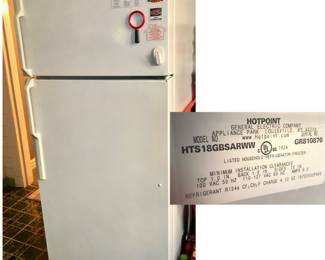 PRE-SALE Hotpoint Refrigerator / Freezer $100