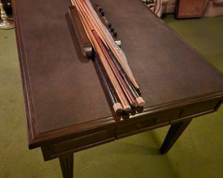 even comes with a cover. 