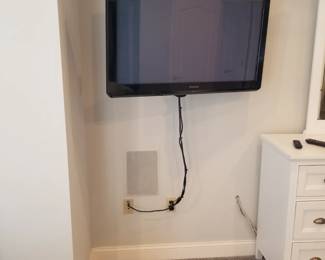 TV with bracket