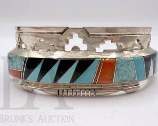 STERLING SILVER NAVAJO HAND CRAFTED JEWELERY