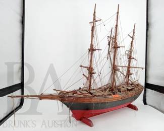 CUTTY SARK MODEL SHIP