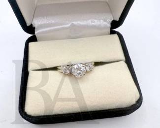 14K GOLD AND DIAMOND RING