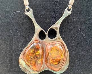 STERLING AND AMBER PENDANT