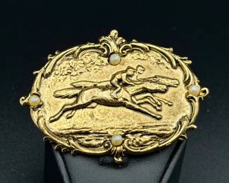 Vintage Gold Tone Horse Racing Brooch