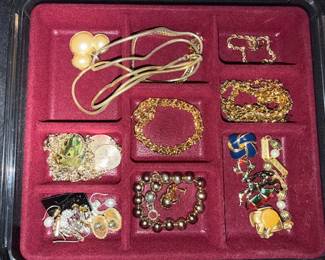 Vintage Jewelry