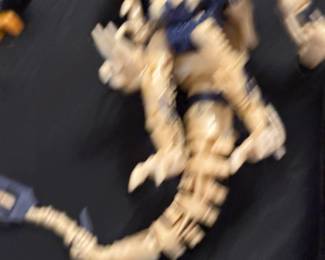 Hasbro Transformers Beast Wars Transmetals 2 Deluxe Class Dinobot action figure