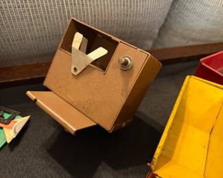 Vtg MARX Tin Locomotive Train Set Wind Up Motor 9 Cars and track