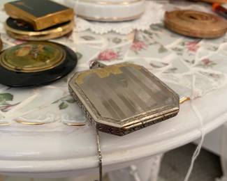 1910-1920  Art Deco Compact.