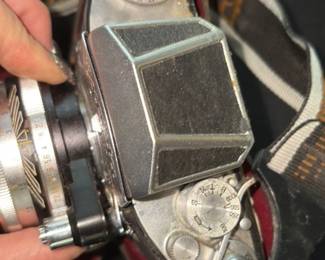 Exakta VX IIa 35mm SLF Camera with Exaktar 1:2.0/50 Lens 