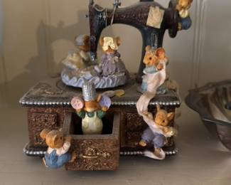 The San Francisco Music Box Company "The Entertainer" Sewing Machine Musical Box 