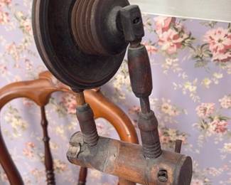 Antique Spinning Wheel 