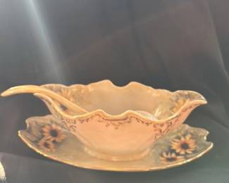 Baum Bros. "Bernadotte" Porcelain Gravy Boat with Underplate 