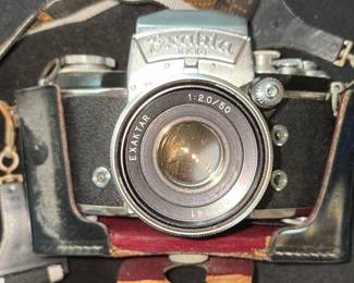 Exakta VX IIa 35mm SLF Camera with Exaktar 1:2.0/50 Lens 