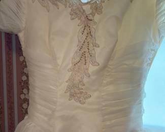 Vintage Wedding Dress 