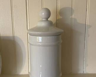 White Ceramic Apothecary Jar with Finial Lid 