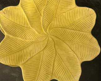 Ambiance Collections Leaf Serving Platter 