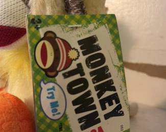 Monkey Town "The Chicken Dance" Plush Toy 