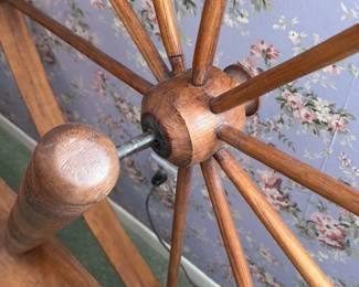 Antique Spinning Wheel 