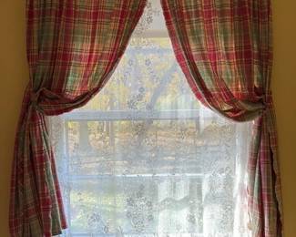 Plaid Valance with Lace Curtains 