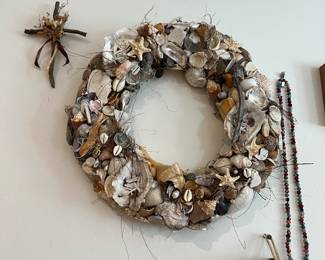 Large seashell wreath