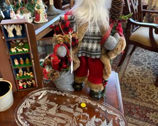 Another great Santa next to our Peruvian Diorama of Birth of Christ 