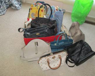 purses / bags 
