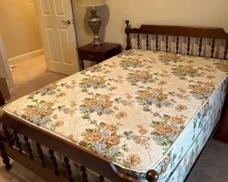 #15	Wood Full Size Bed Frame w/mattress set	 $175.00 			
